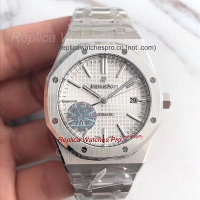 Audemars Piguet Royal Oak Automatic Replica Watch White Dial Stainless Steel Band